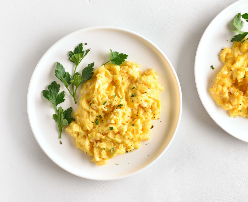 cheesy-scrambled-eggs-with-fresh-herbs-kidney-kitchen